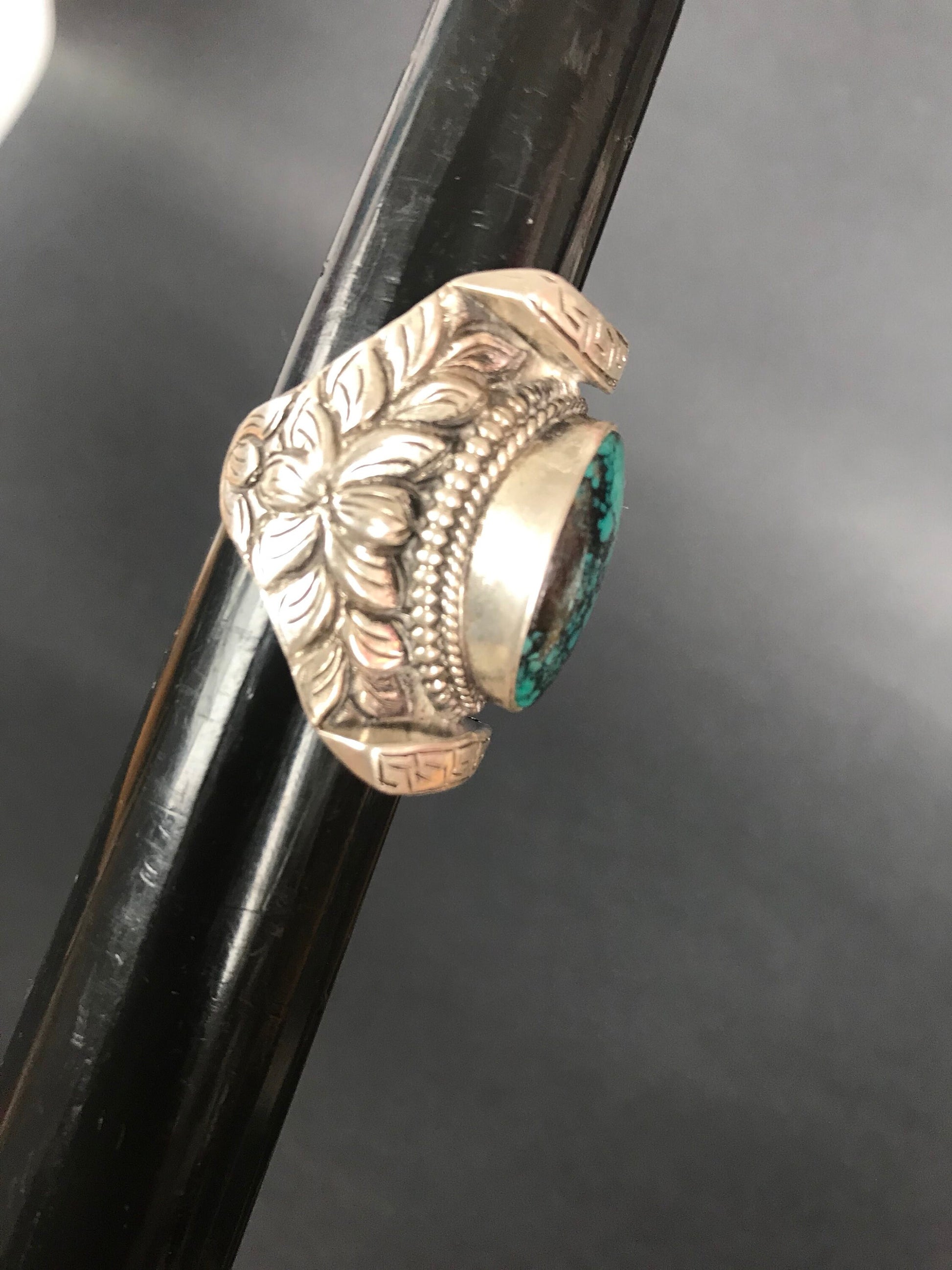 Tibetan saddle ring