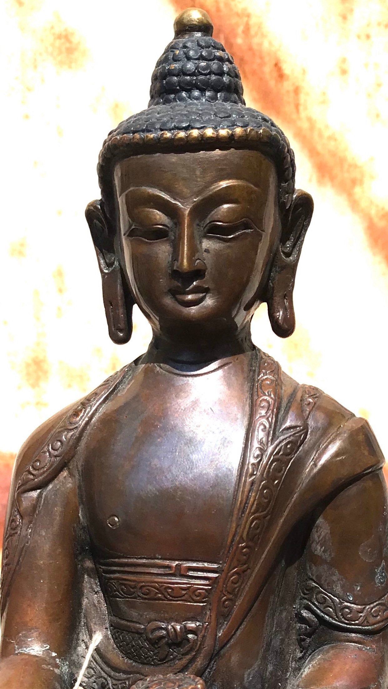 Gotham Buddha statue, copper Buddha statue, Siddhartha Buddha statue, Hand crafted in Nepal, peace and Compassion, meditation