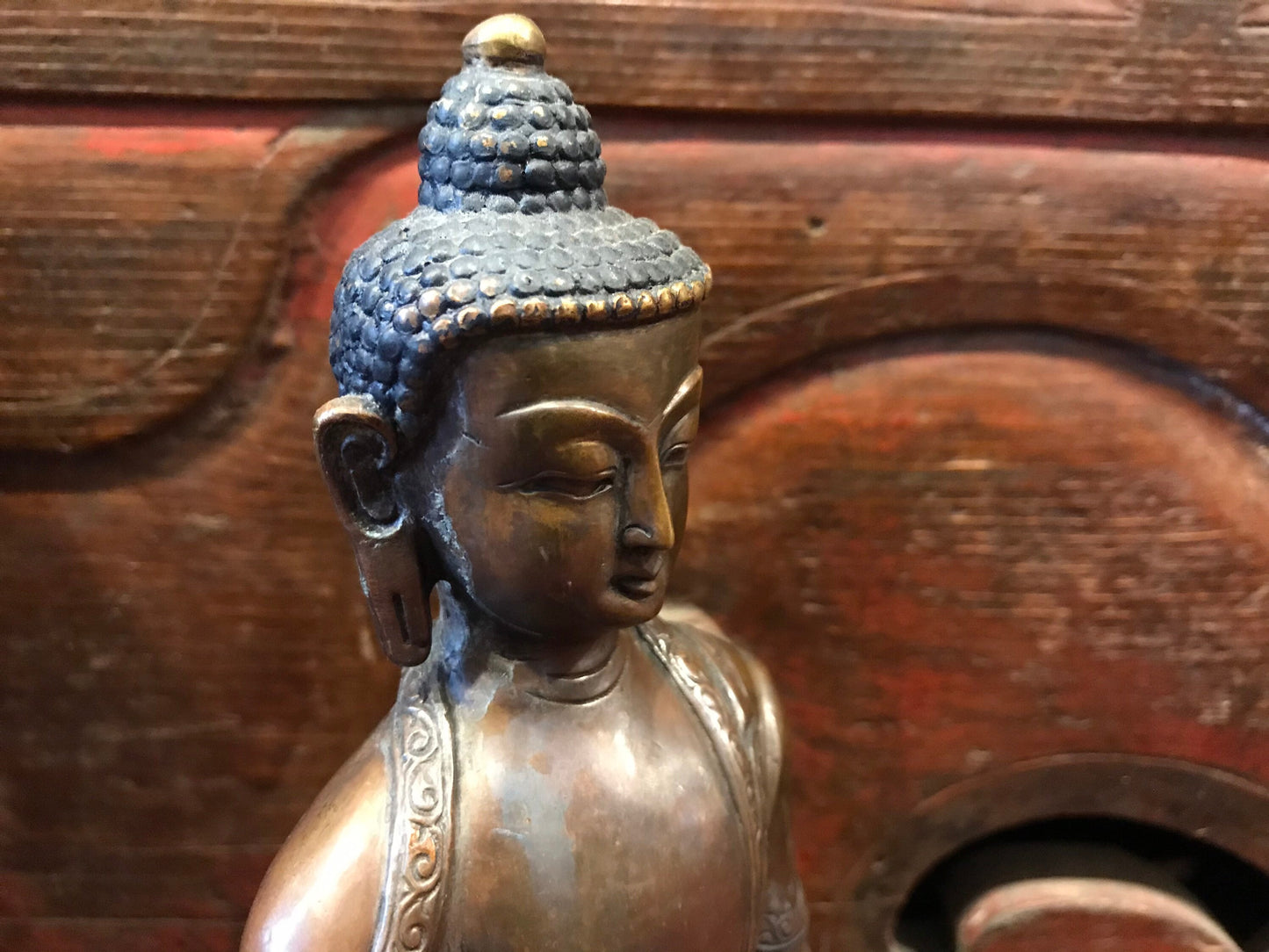 Gotham Buddha statue, copper Buddha statue, Siddhartha Buddha statue, Hand crafted in Nepal, peace and Compassion, meditation