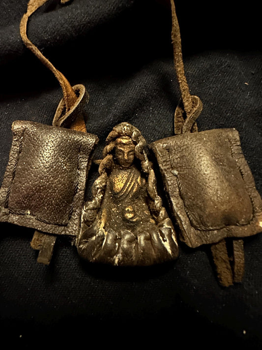 vintage traveling amulet, Buddhist protection amulet, Buddha Pandent,